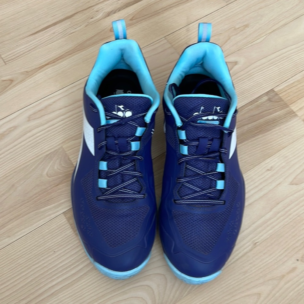 Women’s Diadora tornado 2 blue 9.5